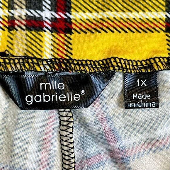 NWT Mlle Gabrielle Women’s Yellow Red Plaid Pull-on Leggings 1X - Picture 5 of 8